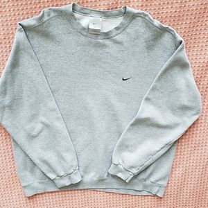 Vintage Nike crewneck gray